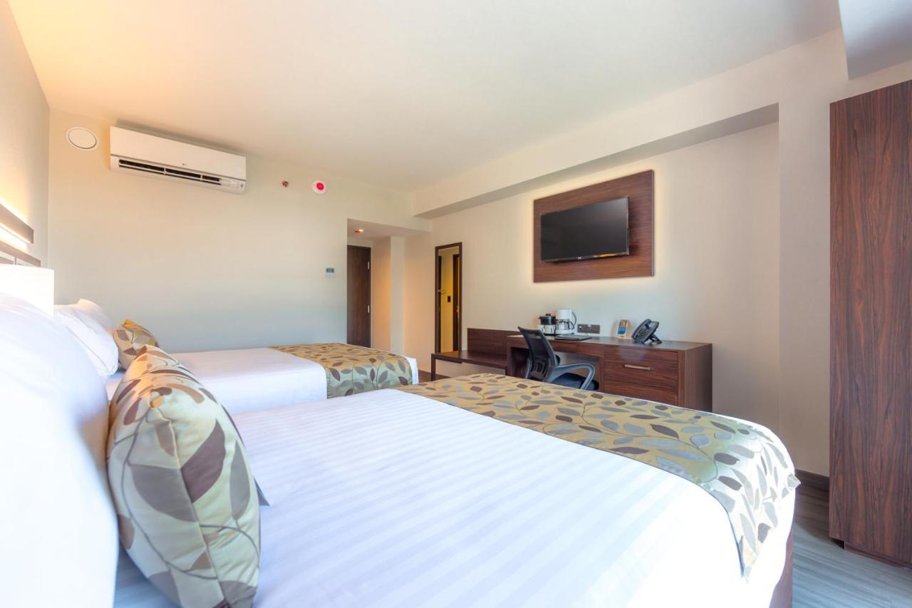 Sleep Inn Guadalajara Galerias Экстерьер фото