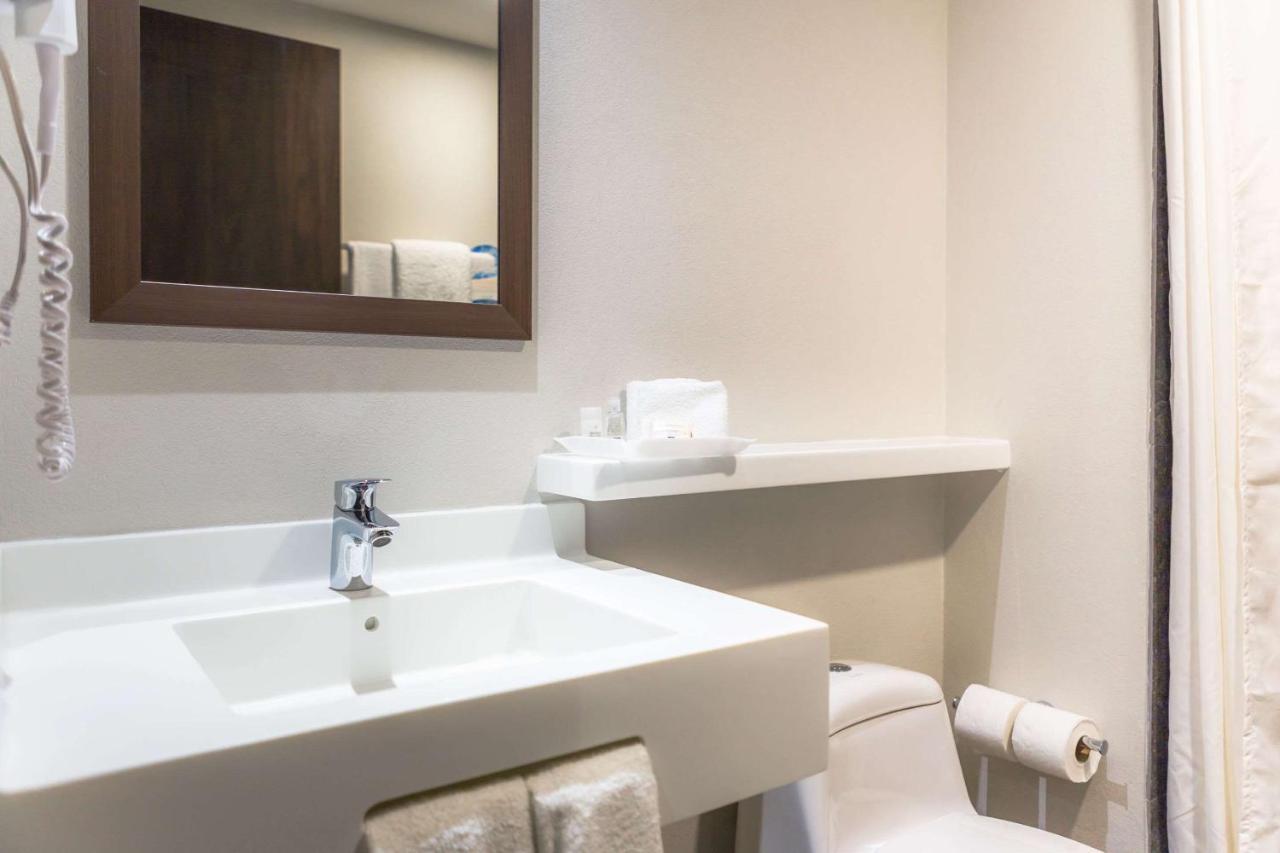 Sleep Inn Guadalajara Galerias Экстерьер фото