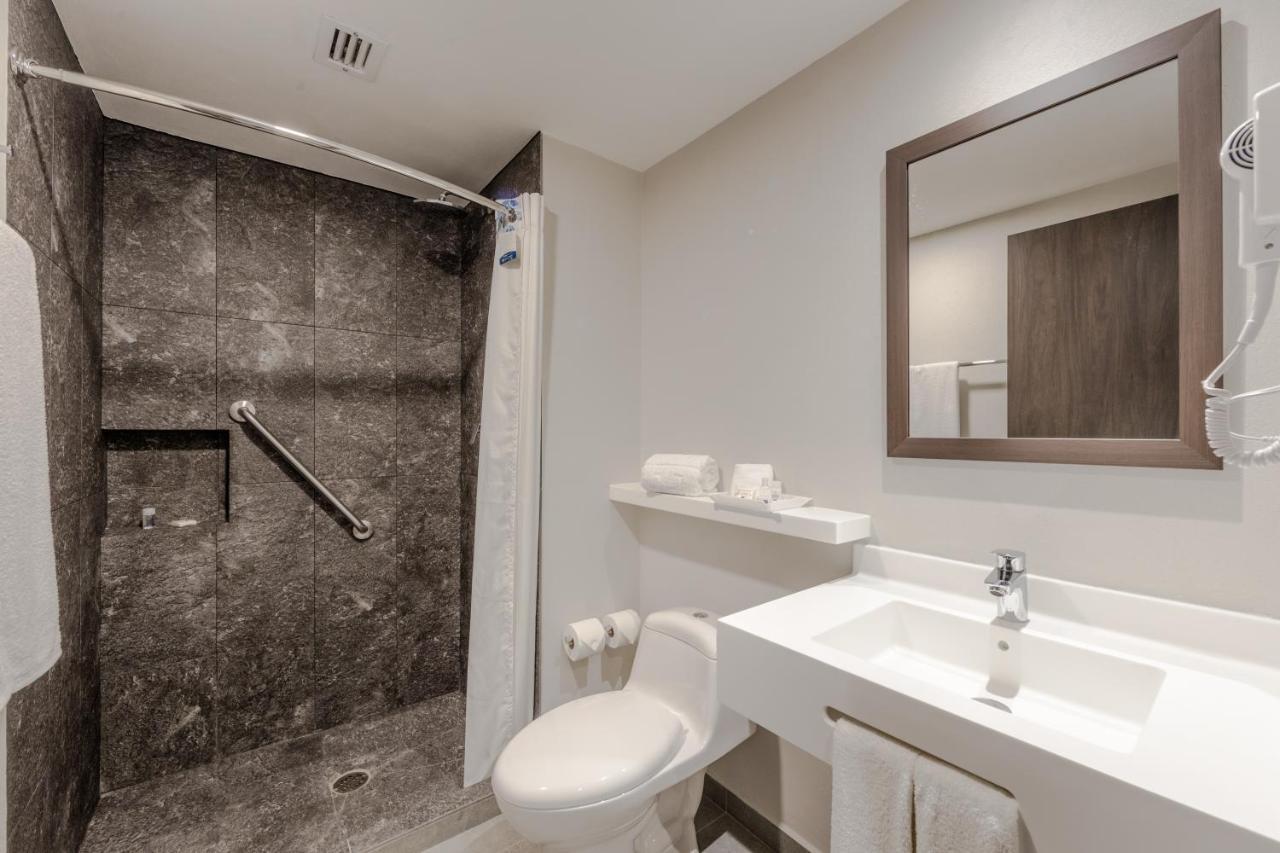 Sleep Inn Guadalajara Galerias Экстерьер фото