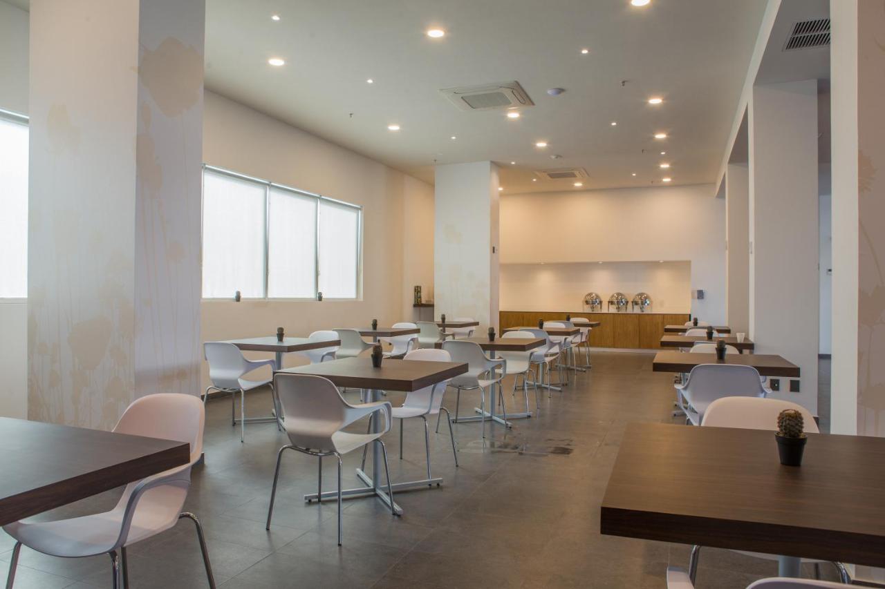 Sleep Inn Guadalajara Galerias Экстерьер фото